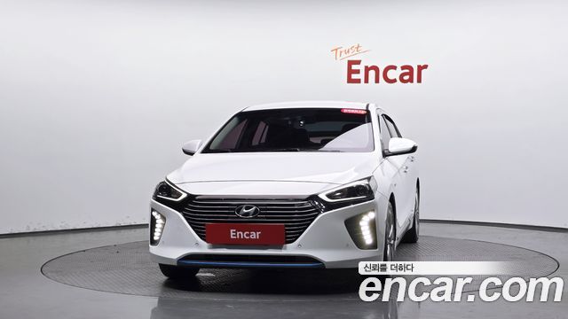 Hyundai Ioniq гибрид Q - фото 2