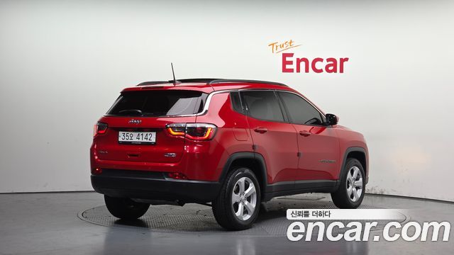 Jeep Compass 2-го поколения 2.4 Longitude AWD - фото 1