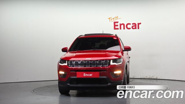 Jeep Compass 2-го поколения 2.4 Longitude AWD - фото 2