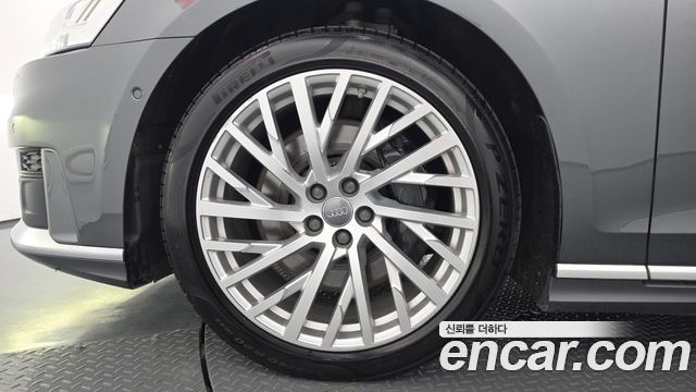 Audi A8 D5 55 TFSI Quattro LWB - фото 4