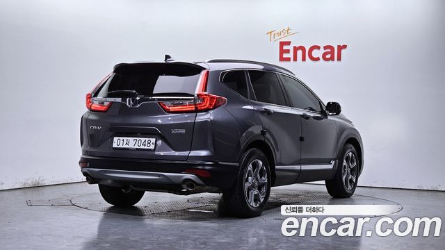 Honda CR-V 5-го поколения 1.5 EX-L 4WD - фото 1