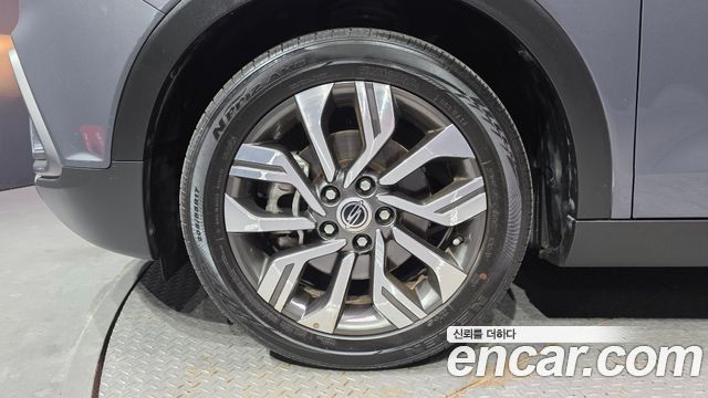 SsangYong Tivoli 1.6 IX 2WD - фото 4