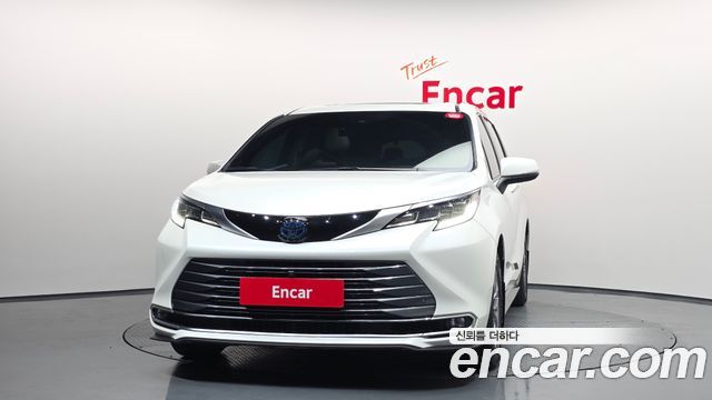 Toyota Sienna 4-го поколения 2.5 Hybrid AWD - фото 2