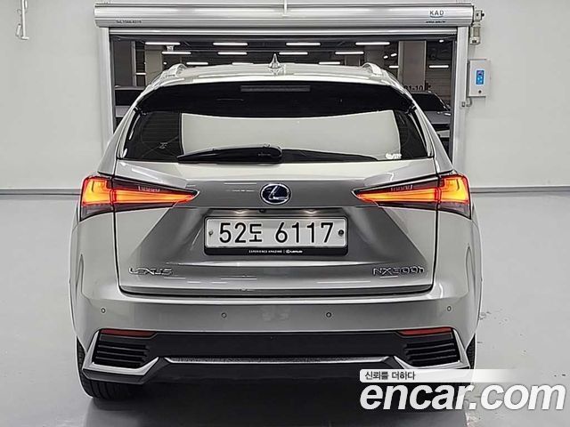 Lexus NX Executive - фото 2