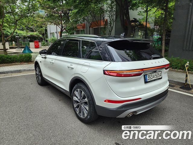 Lincoln Corsair 2.0 Reserve AWD - фото 3