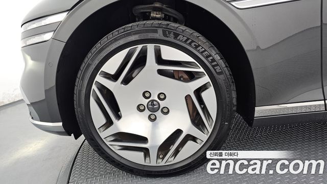 Genesis G90 RS4 Gasoline 3.5 Turbo e-S/C AWD LWB - фото 4