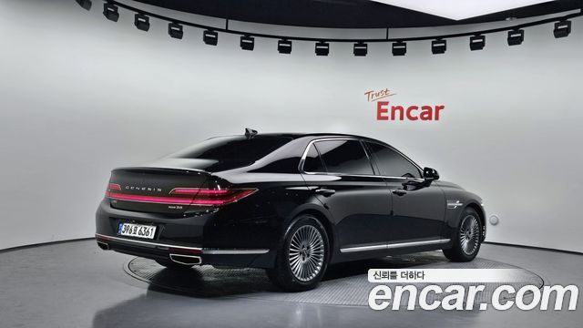 Genesis G90 3.8 AWD Luxury - фото 1