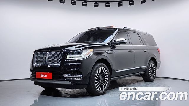Lincoln Navigator 4-го поколения 3.5L - фото 0