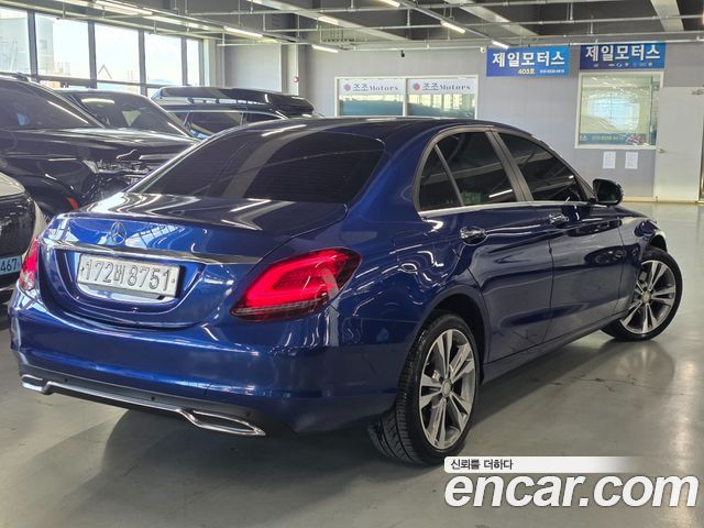 Mercedes-Benz C-Class W205 C200 - фото 1
