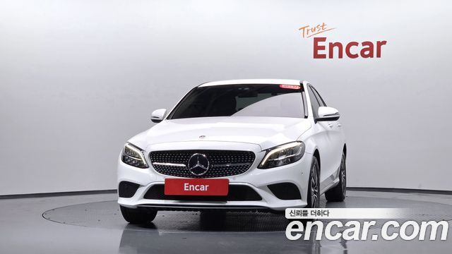 Mercedes-Benz C-Class W205 C200 - фото 1