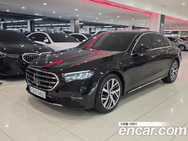 Mercedes-Benz E-Class W214 E220d 4MATIC Exclusive - фото 0