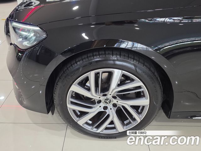 Mercedes-Benz E-Class W214 E220d 4MATIC Exclusive - фото 4