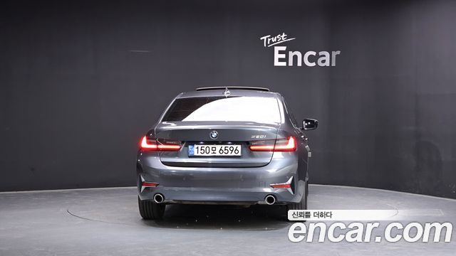 BMW 3-Series G20 320i Luxury - фото 3