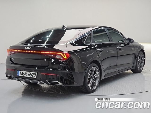 Kia K5 3-го поколения 2.0 Signature - фото 1