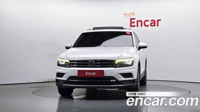 Volkswagen Tiguan 2.0 TDI Prestige - фото 2