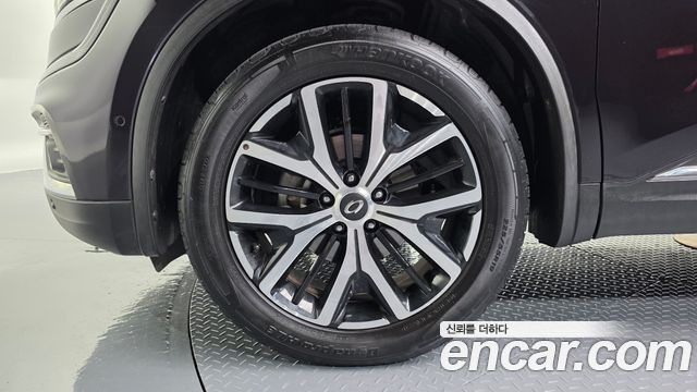 Renault Samsung QM6 Новый 2.0 LPe RE Signature 2WD - фото 4
