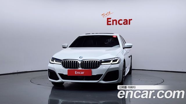 BMW 5-Series G30 530i M Sport Package - фото 2