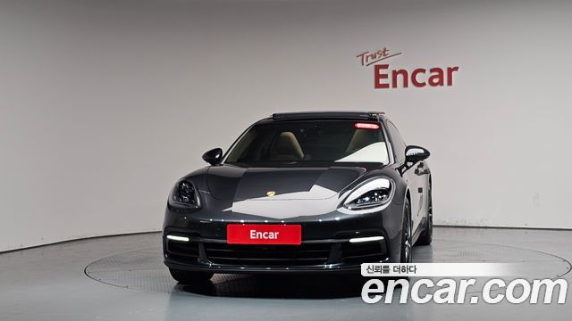 Porsche Panamera 3.0 AWD - фото 1