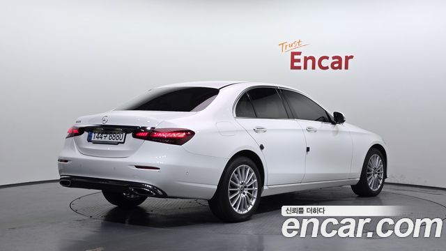 Mercedes-Benz E-Class W213 E250 Exclusive - фото 1