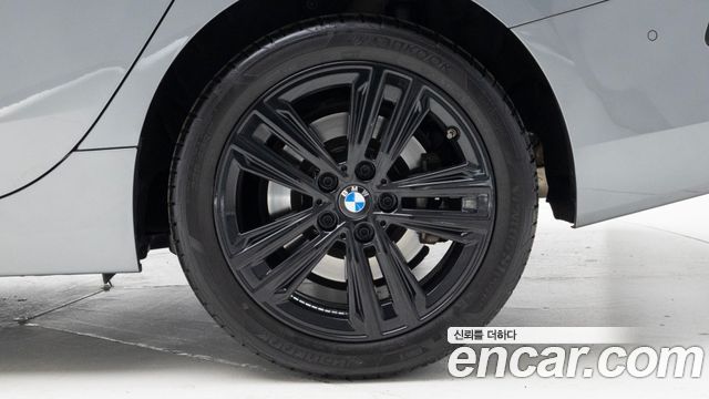BMW 2-Series F44 220i Sport - фото 4