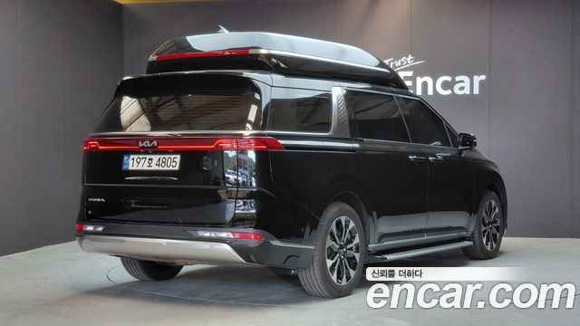 Kia Carnival 4-го поколения Gasoline 7-Seater Hi-Limousine Signature - фото 1