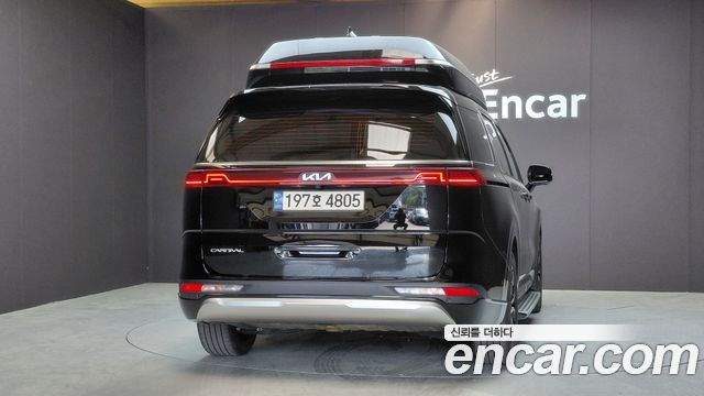Kia Carnival 4-го поколения Gasoline 7-Seater Hi-Limousine Signature - фото 3
