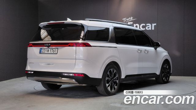 Kia Carnival 4-го поколения Gasoline 7-Seater Signature - фото 1