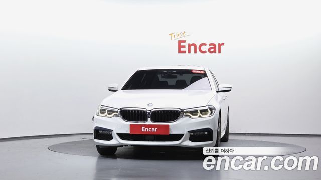 BMW 5-Series G30 530i xDrive M Sport Package Plus - фото 1