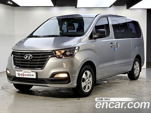 Hyundai Starex Новый 4WD Wagon 12-Seater Smart - фото 0