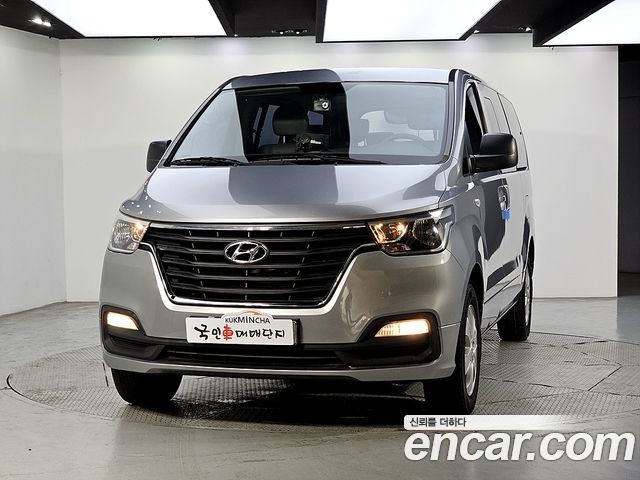Hyundai Starex Новый 4WD Wagon 12-Seater Smart - фото 1