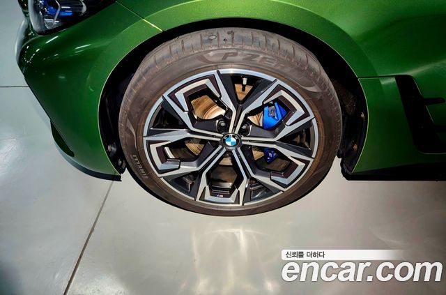 BMW i4 eDrive40 M Sports Pro - фото 4