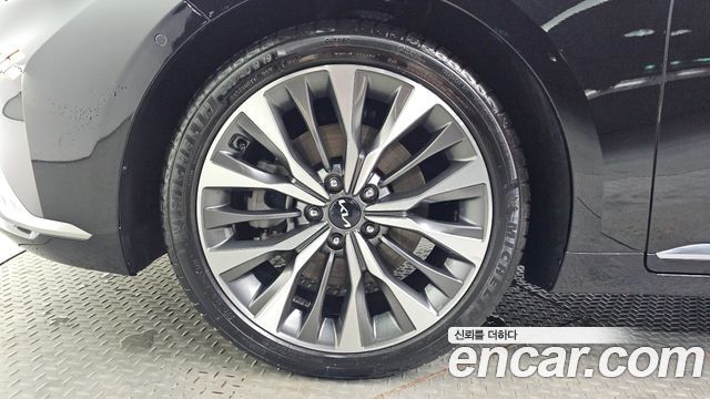 Kia K8 2.5 Gasoline 2WD Signature - фото 4