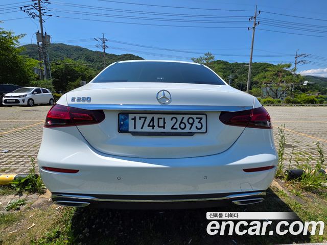 Mercedes-Benz E-Class W213 E250 Avantgarde - фото 1