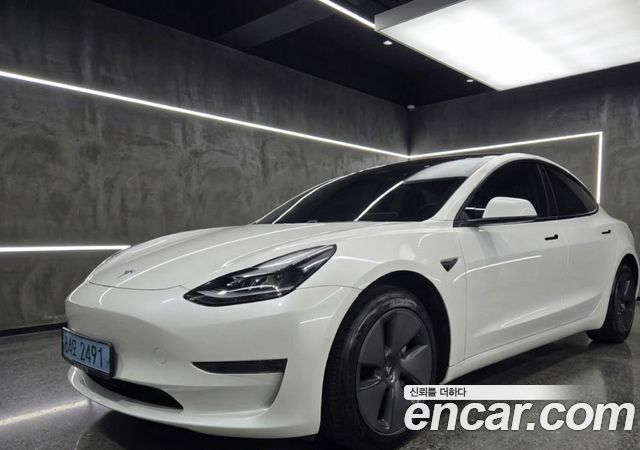 Tesla Model 3 Long Range AWD - фото 0