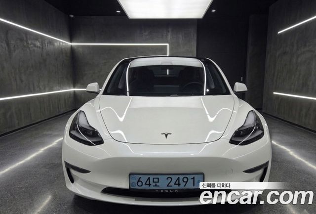 Tesla Model 3 Long Range AWD - фото 2