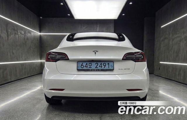 Tesla Model 3 Long Range AWD - фото 3