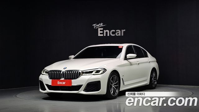 BMW 5-Series G30 523d M Sport - фото 0