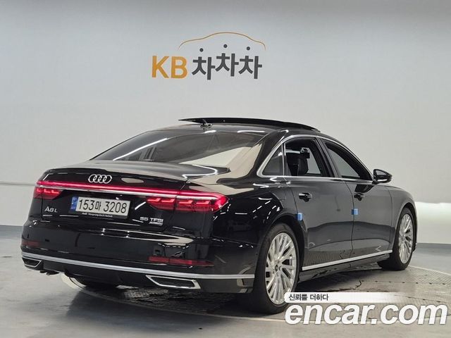 Audi A8 D5 55 TFSI Quattro Premium LWB - фото 2