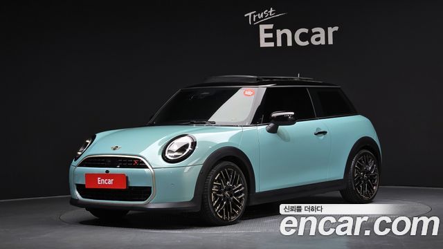 Mini Cooper 4-го поколения Favoured - фото 0