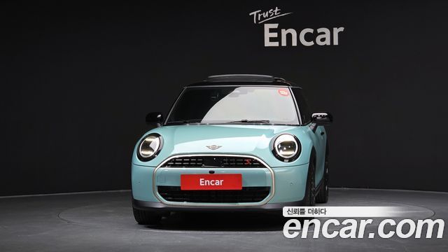 Mini Cooper 4-го поколения Favoured - фото 2