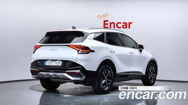 Kia Sportage 5-го поколения, гибрид Signature 2WD - фото 1