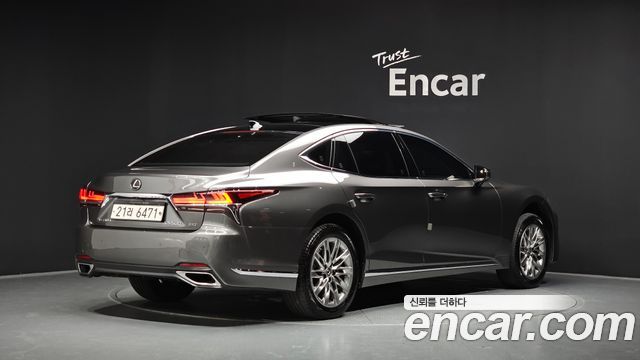 Lexus LS LS500 3.5 Luxury AWD - фото 1