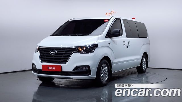 Hyundai Starex Новый Van 5-Seater Smart - фото 0