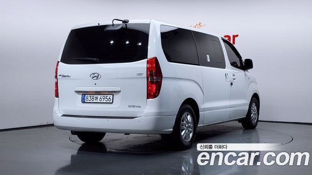 Hyundai Starex Новый Van 5-Seater Smart - фото 1