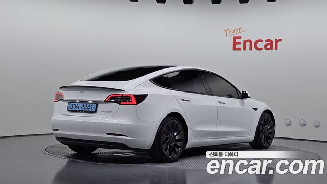 Tesla Model 3 Performance AWD - фото 1
