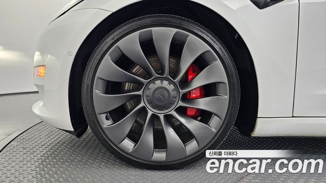 Tesla Model 3 Performance AWD - фото 4