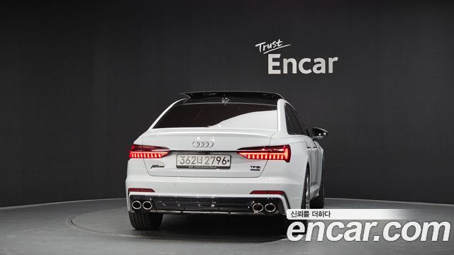 Audi A6 C8 45 TFSI Quattro Premium - фото 3