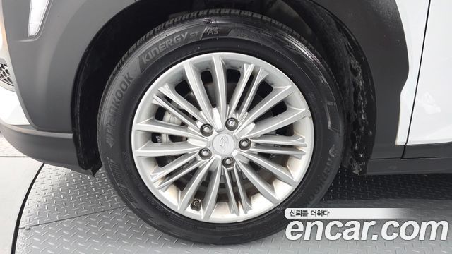 Hyundai Kona Diesel 1.6 4WD Smart - фото 4