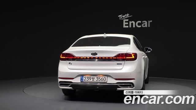 Kia K7 Premier, гибрид Signature - фото 3
