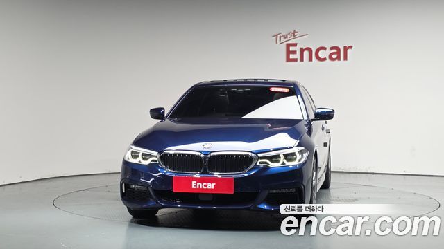 BMW 5-Series G30 520d M Sport Package Plus - фото 1